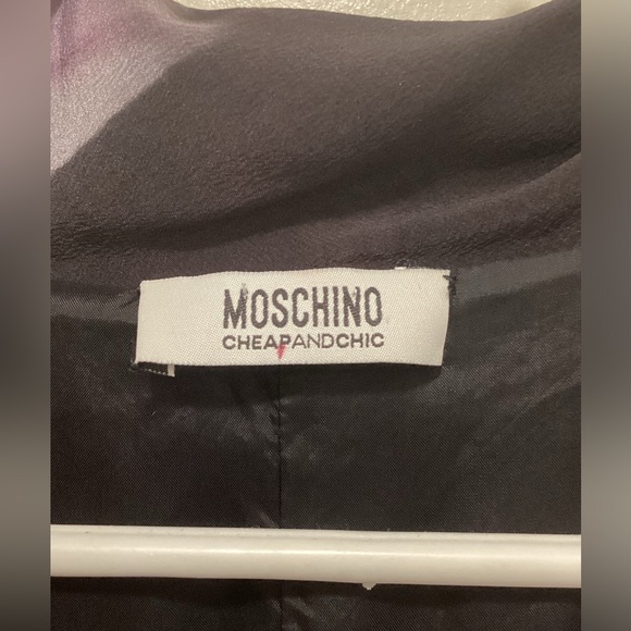 Moschino 100% silk fit and flare dress. Size 10. - Picture 2 of 8
